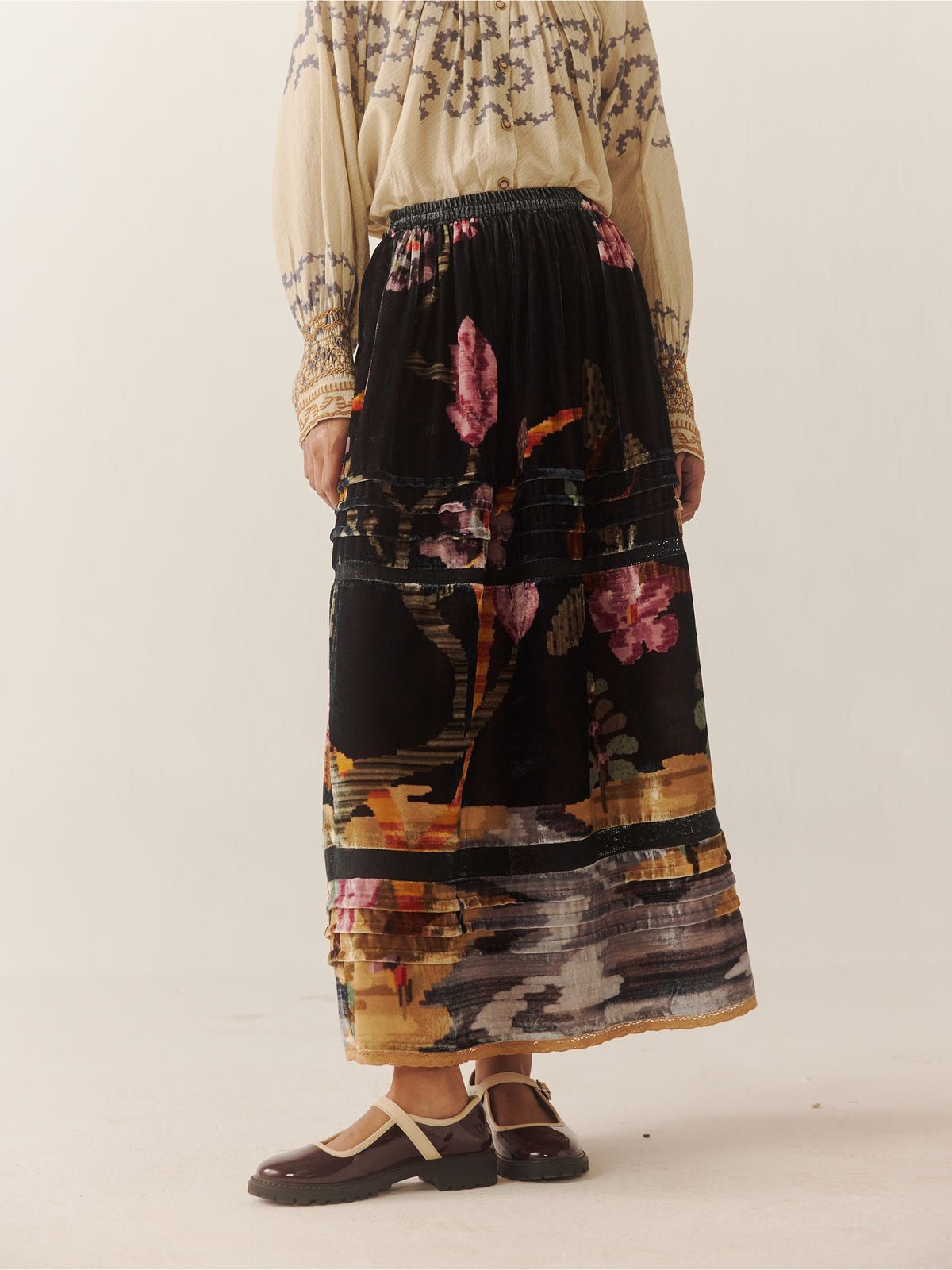 Emily Velvet Skirt - image 4