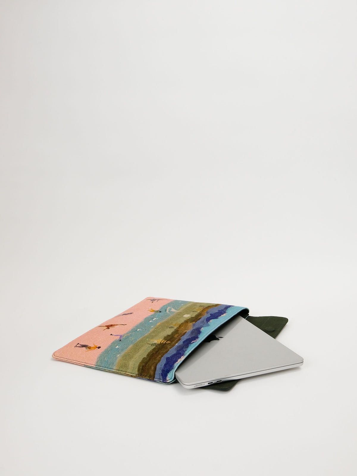 Mackbook Sleeve - image 8