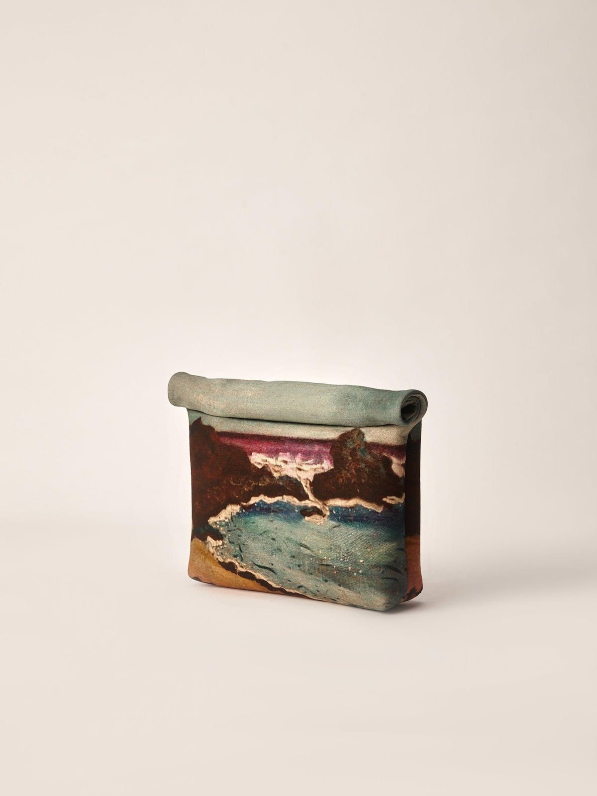 Roll Up Clutch - image 3