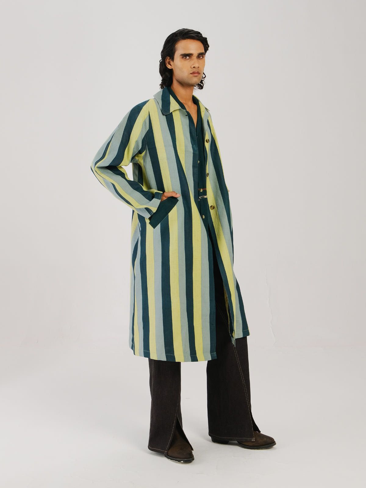 Dan Overcoat - image 3