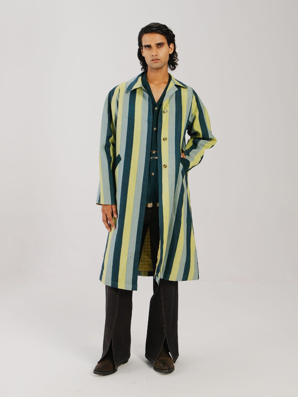 Dan Overcoat - image 4
