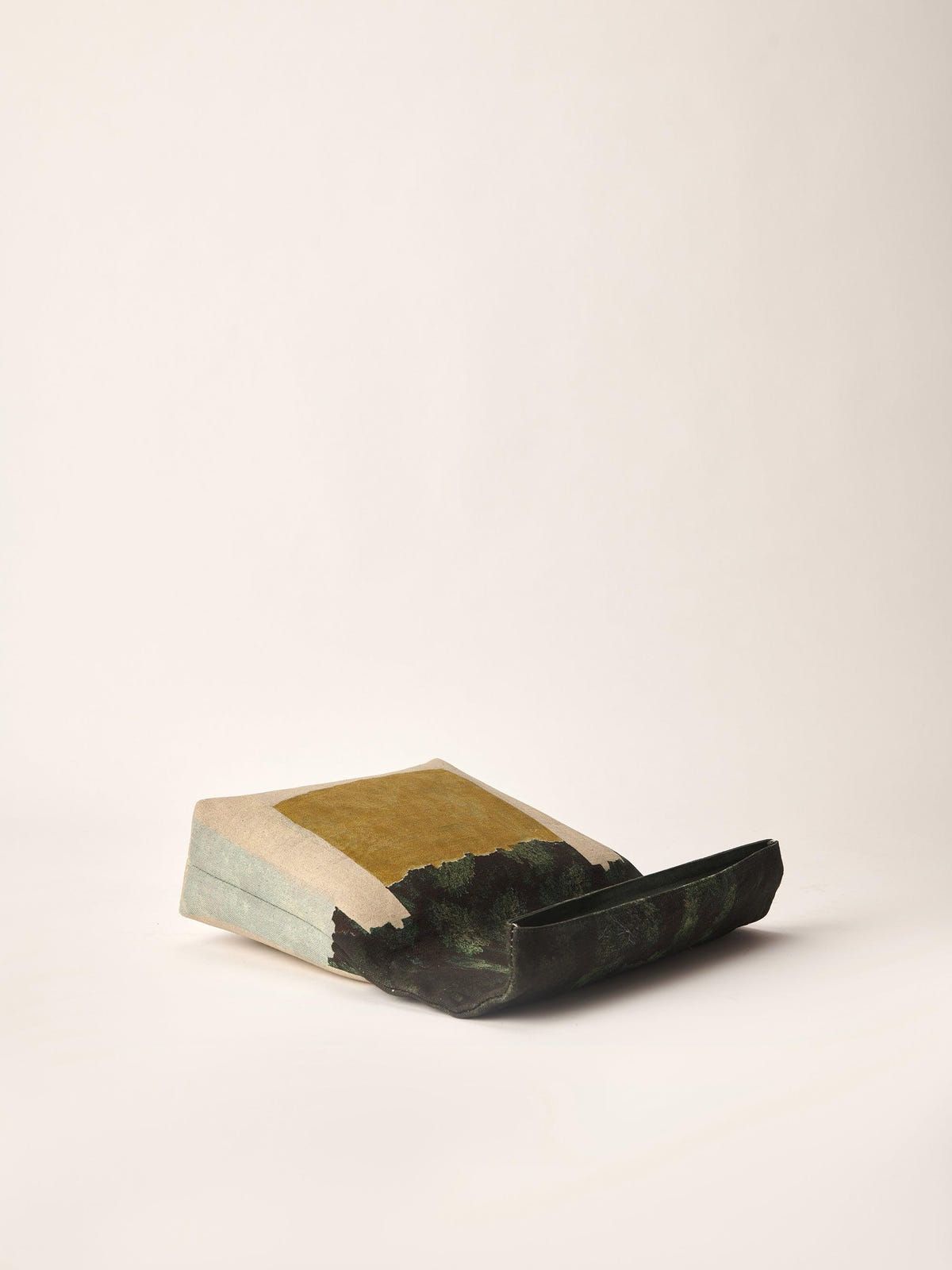 Roll Up Clutch - image 3