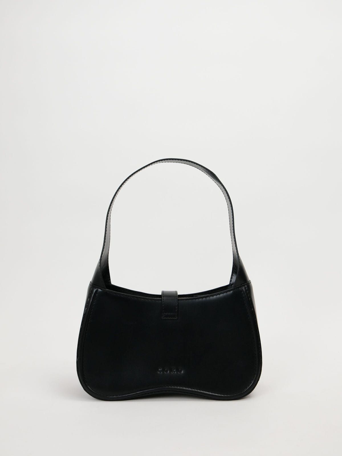 Monique Shoulder - image 5