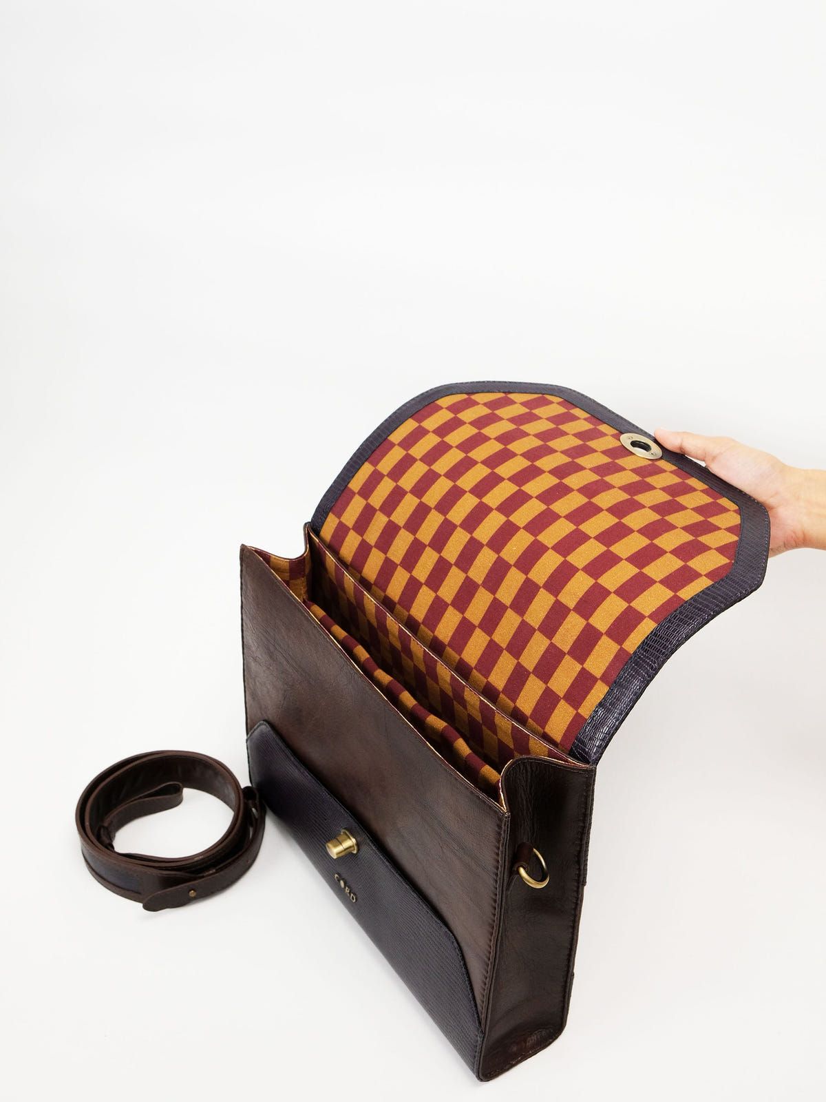 Vault Messenger - image 7