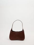 Monique Shoulder view 6