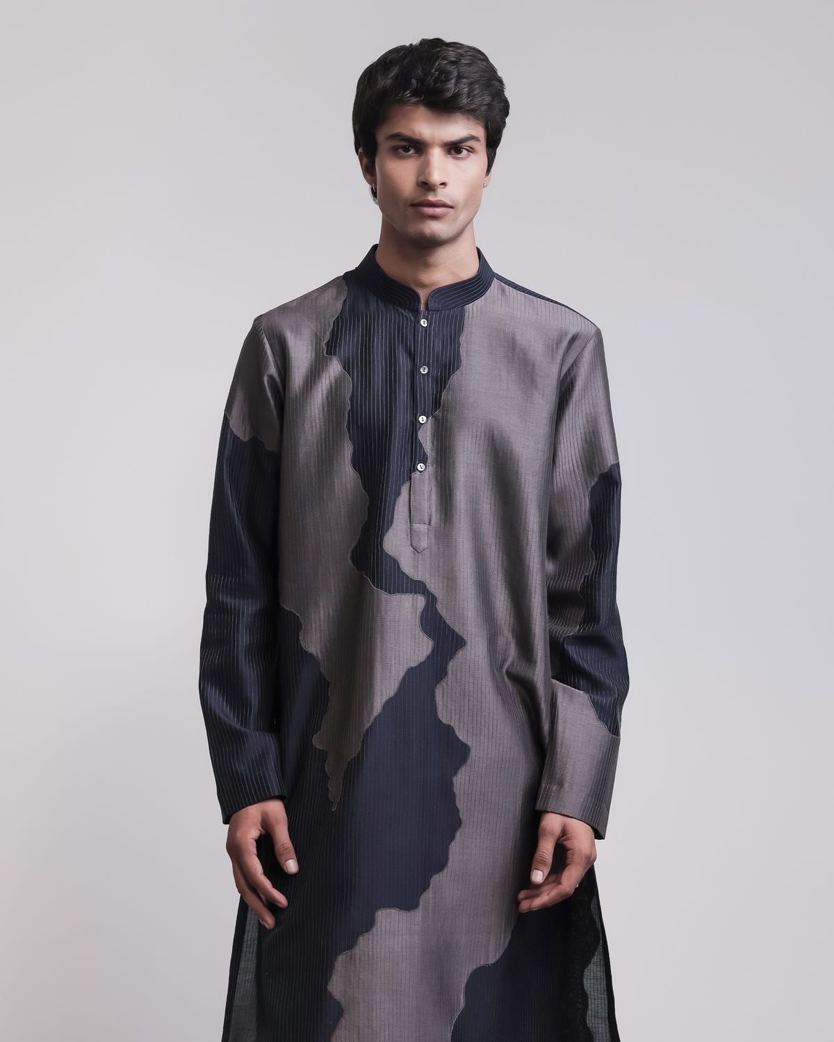 Torn Canvas Appliqué Kurta Set - image 3