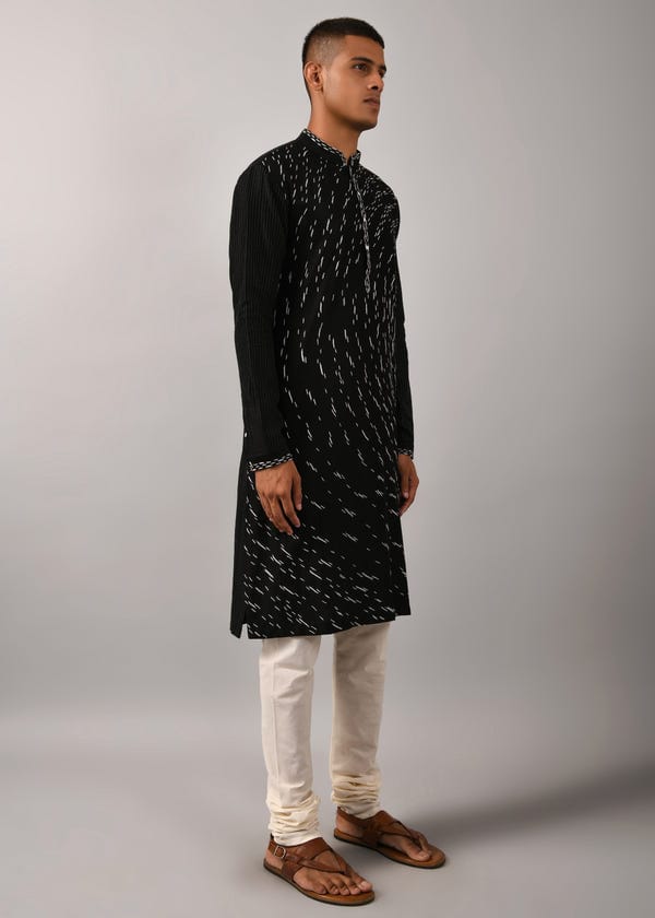 Countrymade India — Shooting Star Embroidered Kurta Set