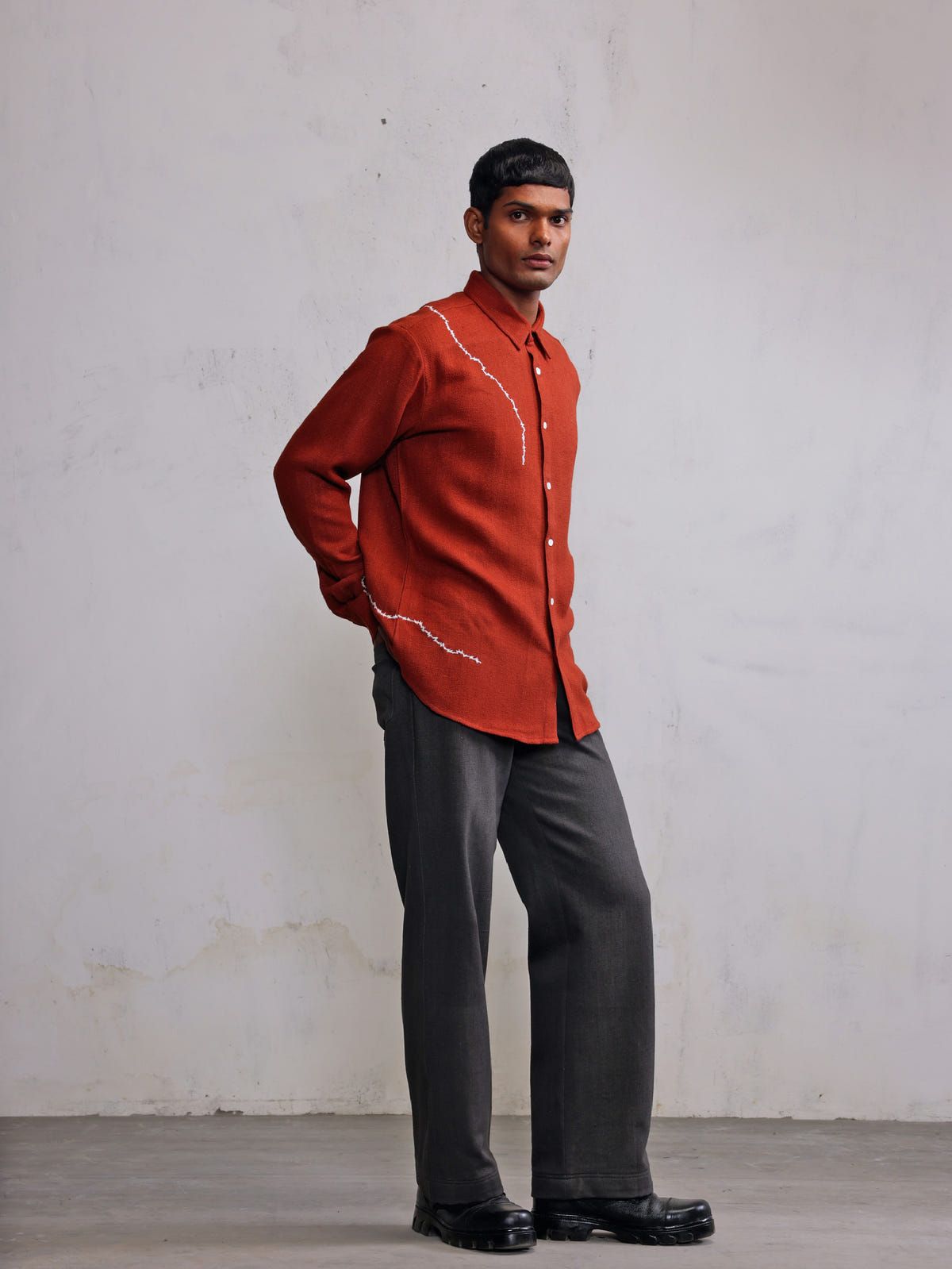 Fractured line rust shirt - image 3