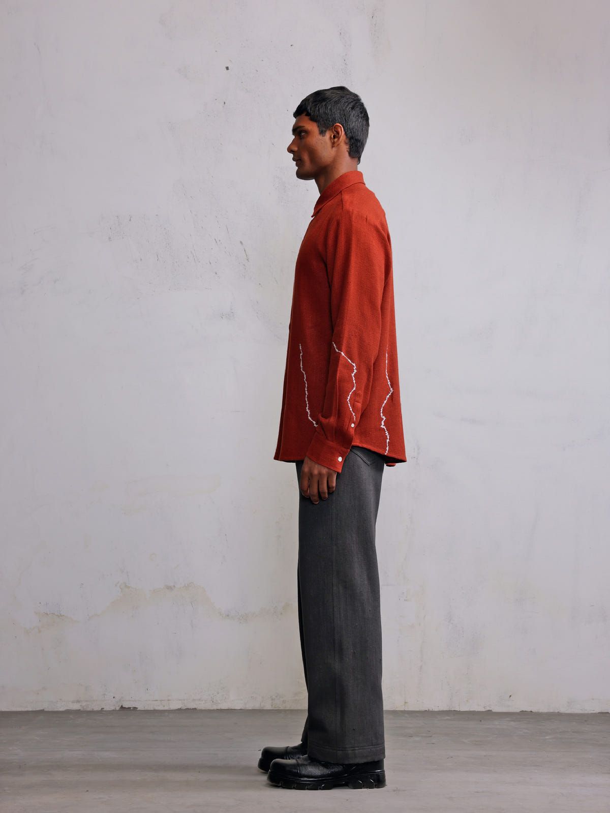 Fractured line rust shirt - image 4
