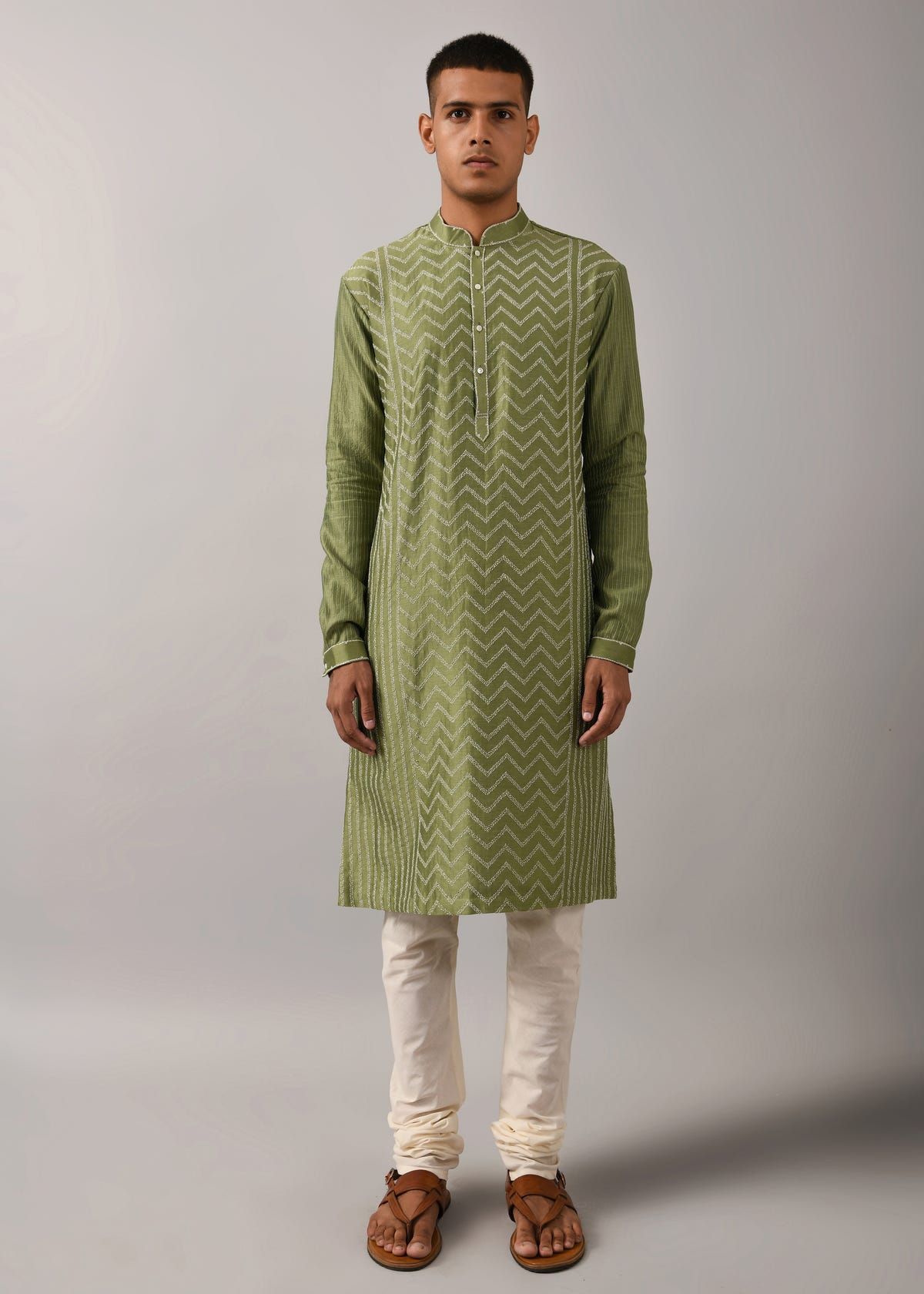 Chevron Hand Embroidered Kurta Set - image 2