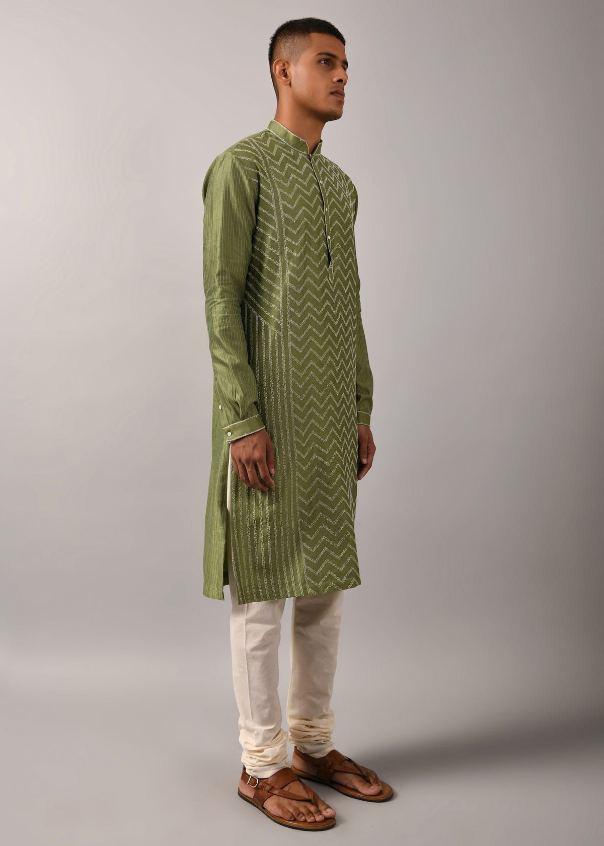 Chevron Hand Embroidered Kurta Set - image 3