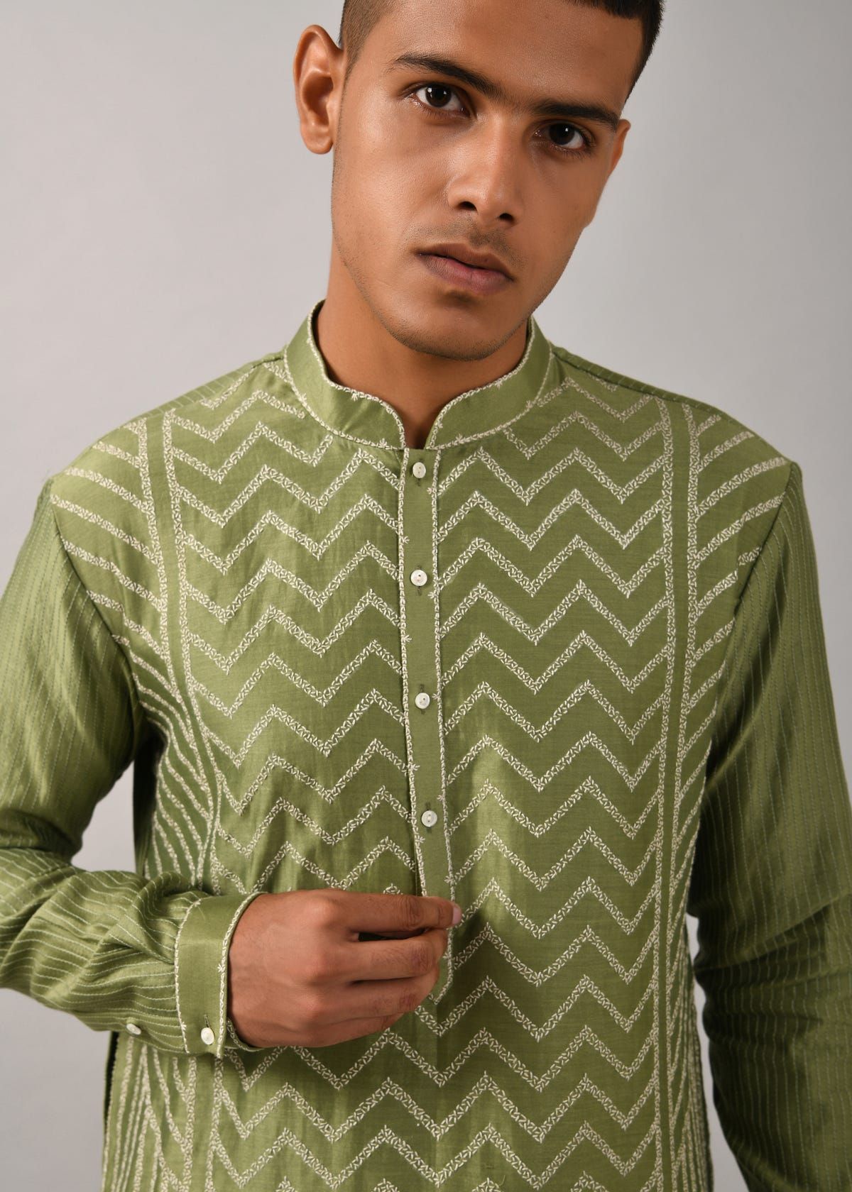 Chevron Hand Embroidered Kurta Set - image 4