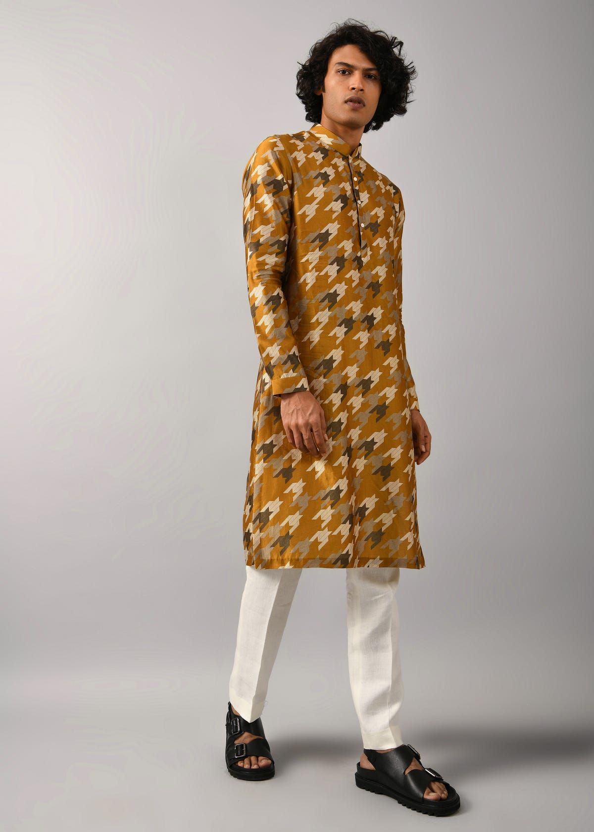 Houndstooth Silk Printed Kurta - image 1