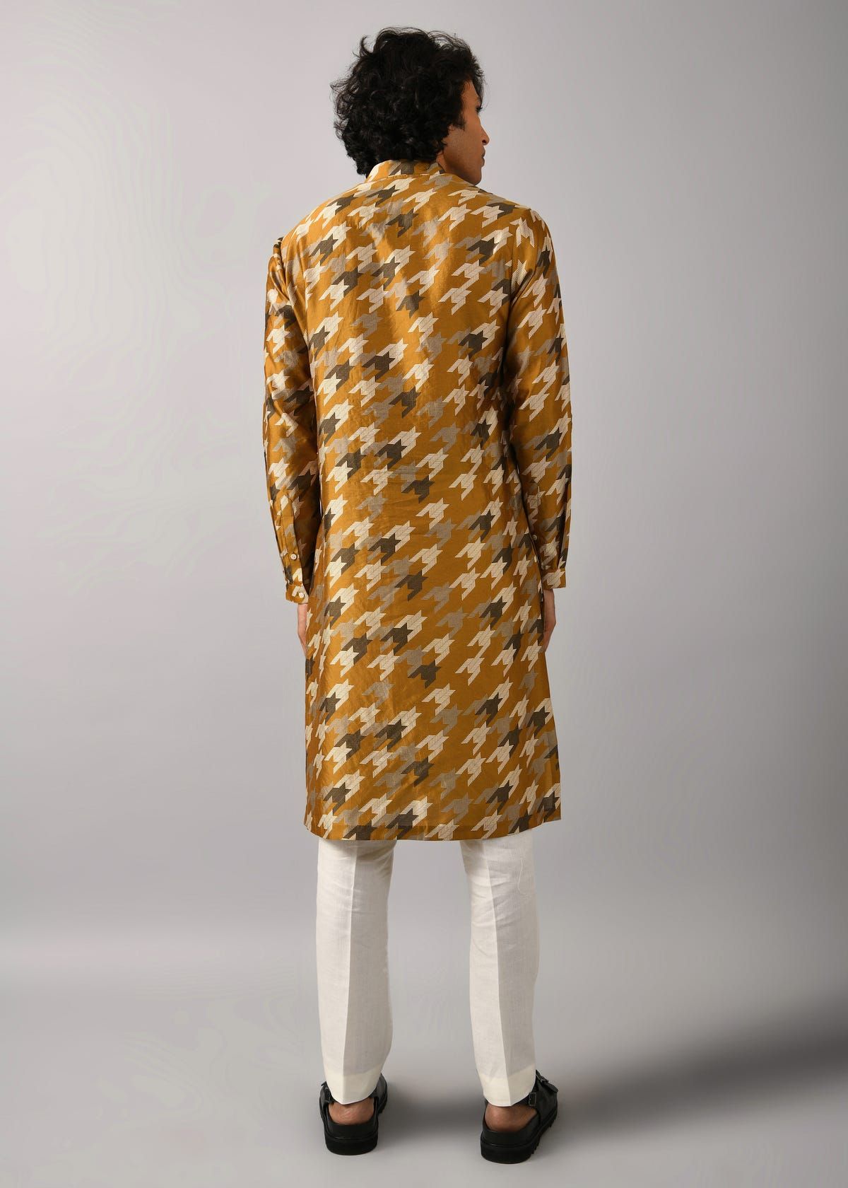 Houndstooth Silk Printed Kurta - image 4