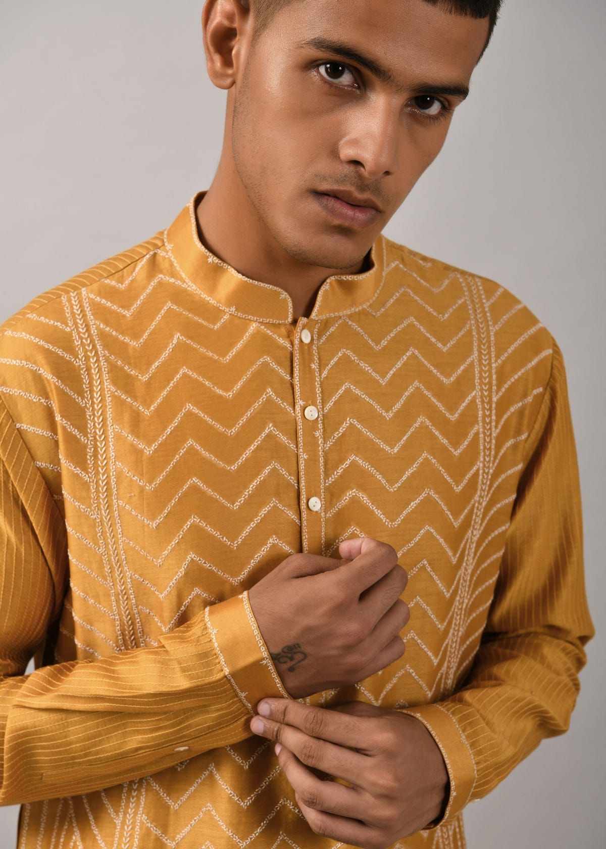 Chevron Hand Embroidered Kurta Set - image 5