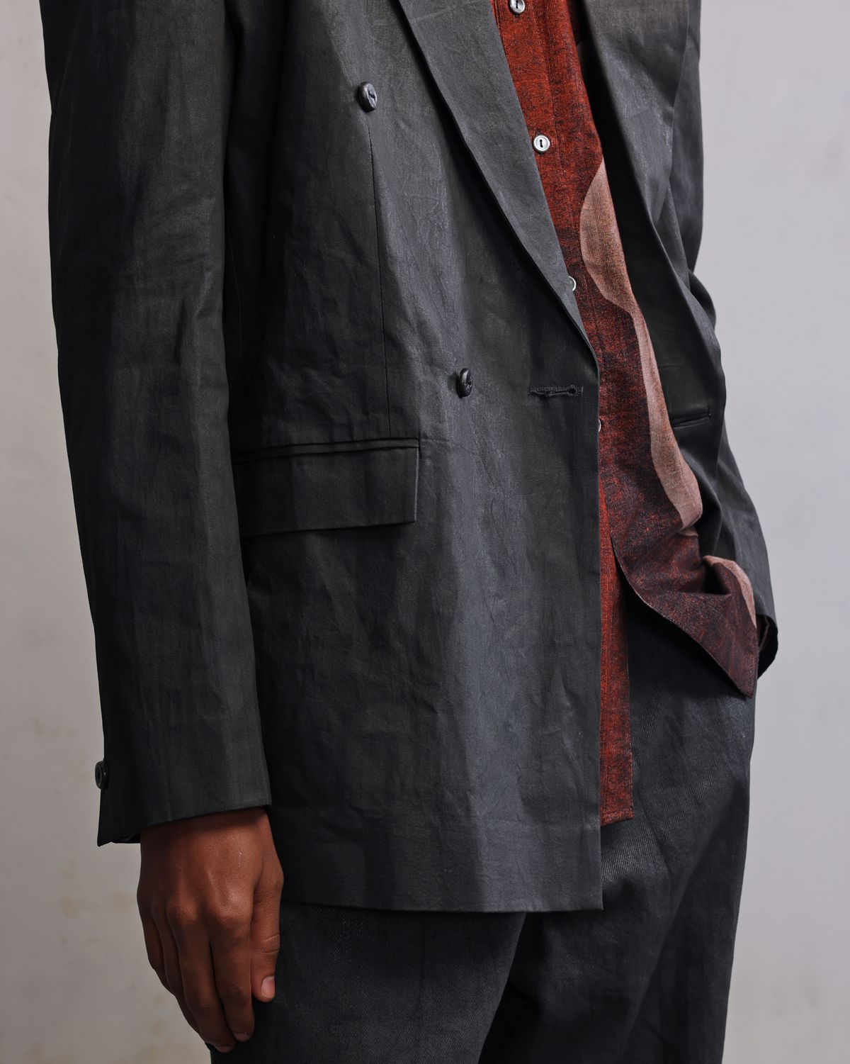 Metal coated double breasted blazer - image 5