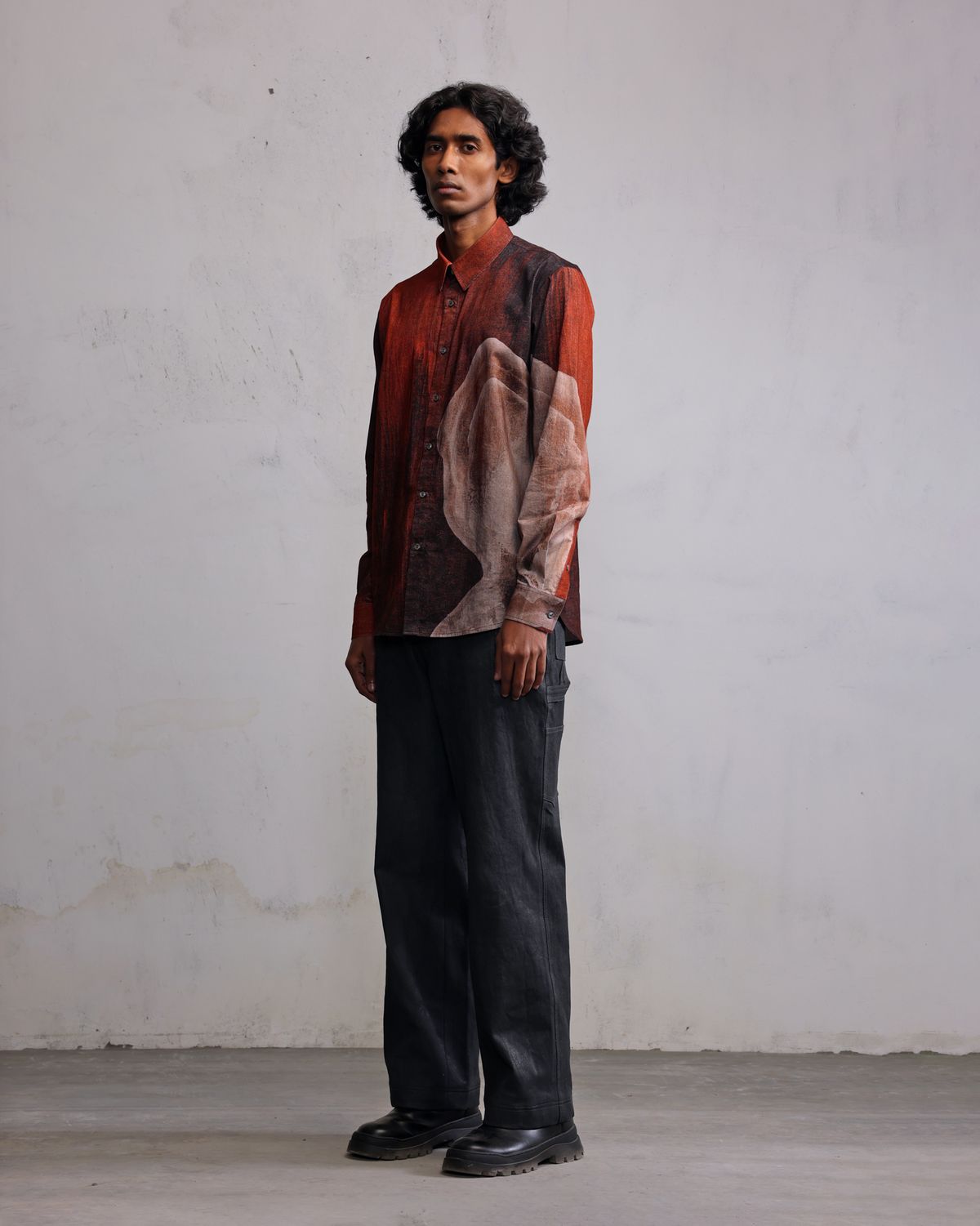 Obscured rust face printed shirt - image 4