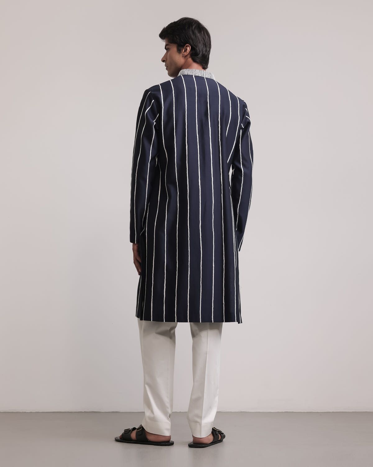Frayed Stripes Kurta Set - image 2