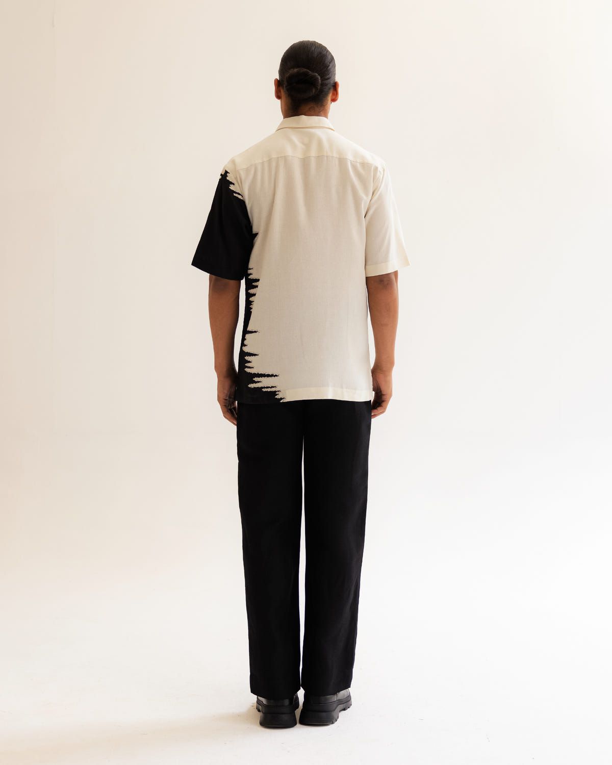 TRAIL DUST HALF SHIRT - image 3