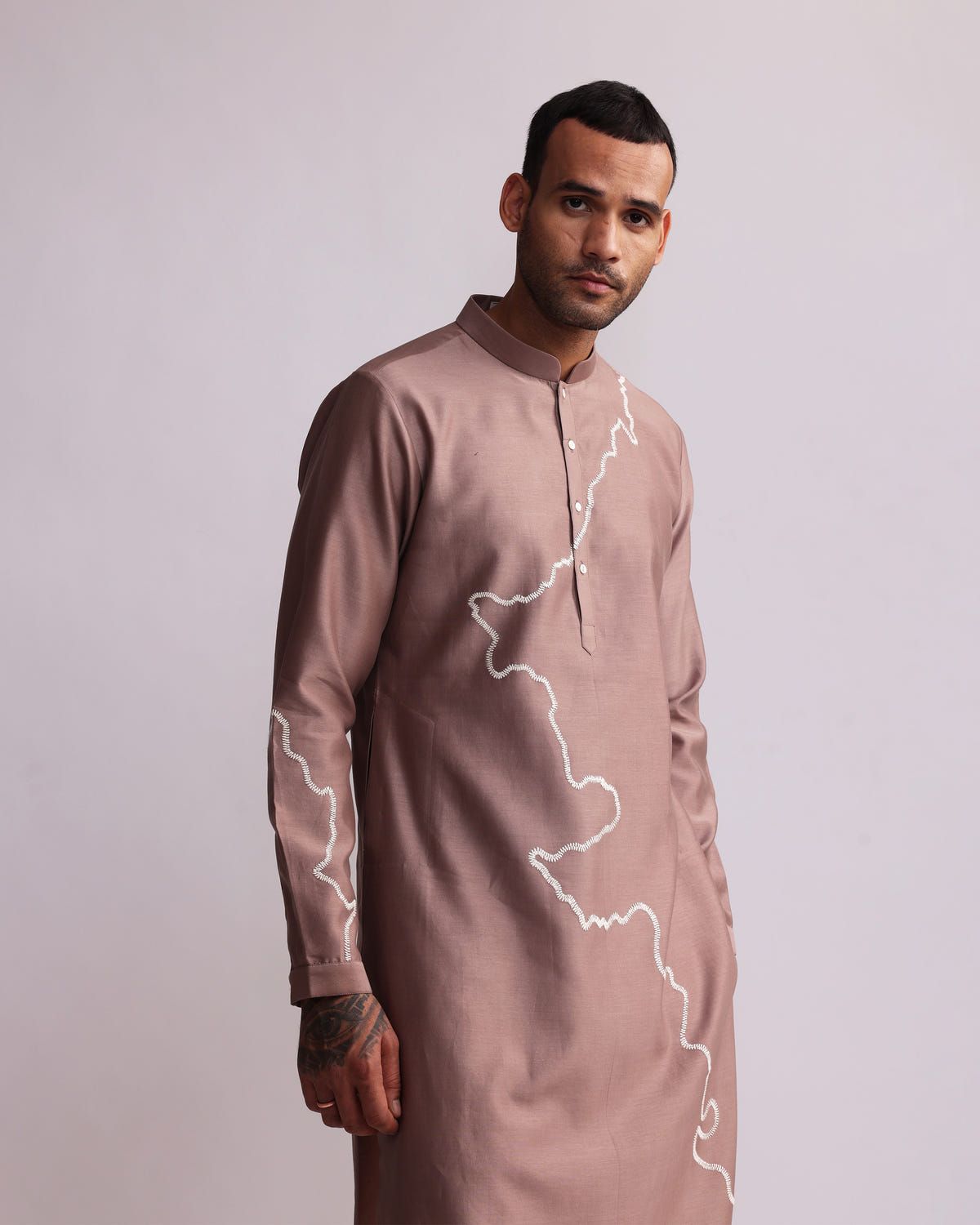 CONTOUR LINE EMBROIDERED KURTA SET - image 3