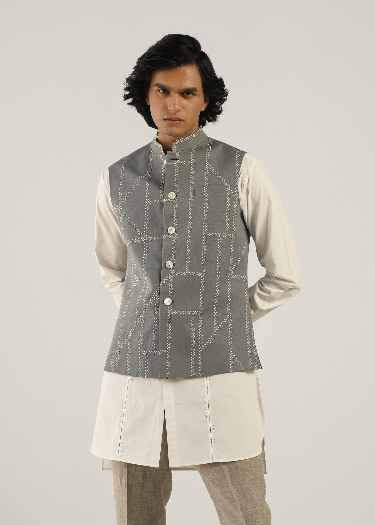 Fuselage Hand Embroidered Bundi - image 2