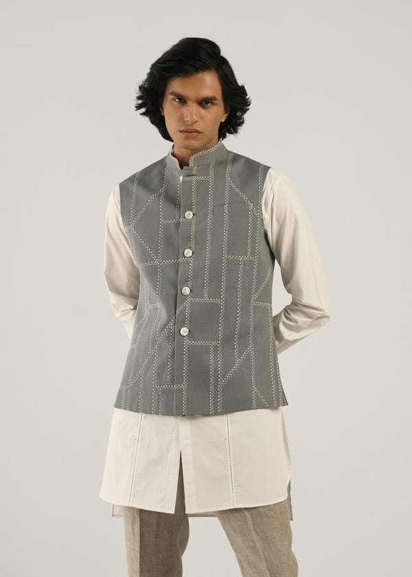 Countrymade India — Fuselage Hand Embroidered Bundi