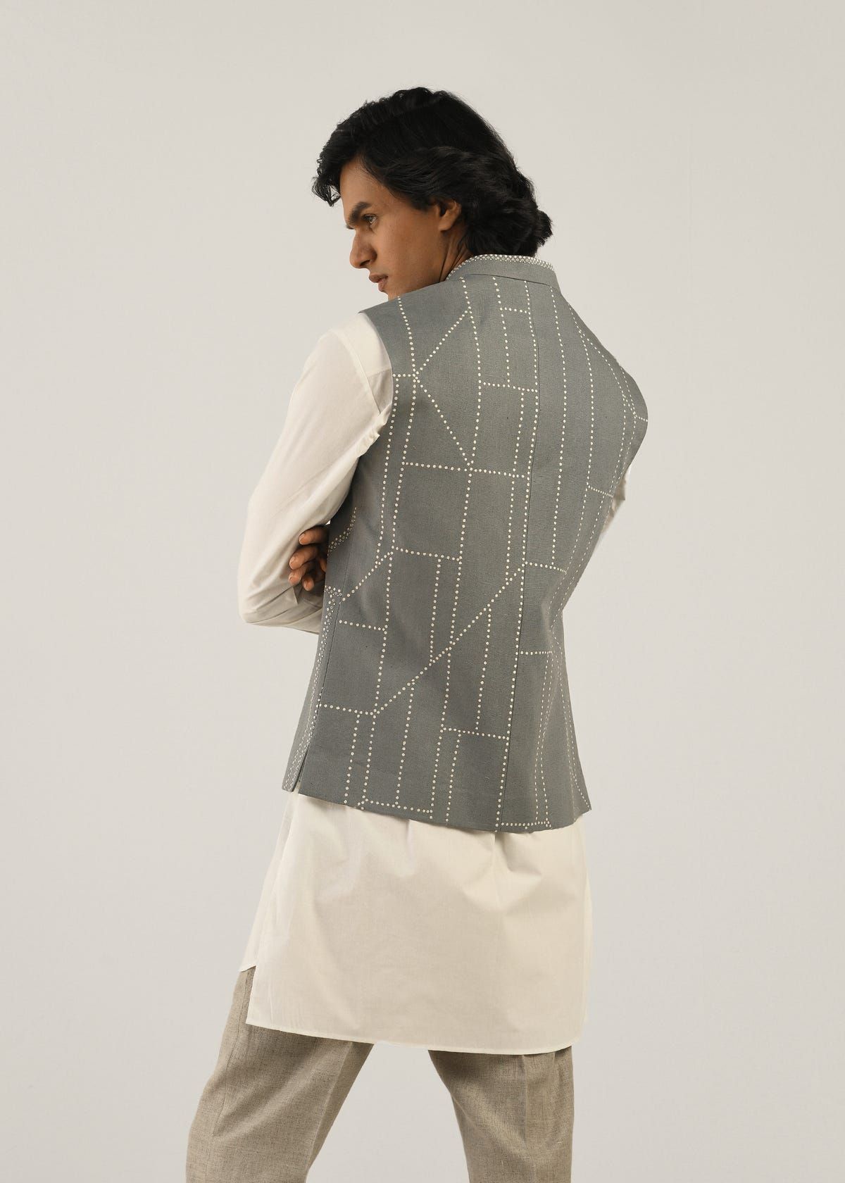 Fuselage Hand Embroidered Bundi - image 4