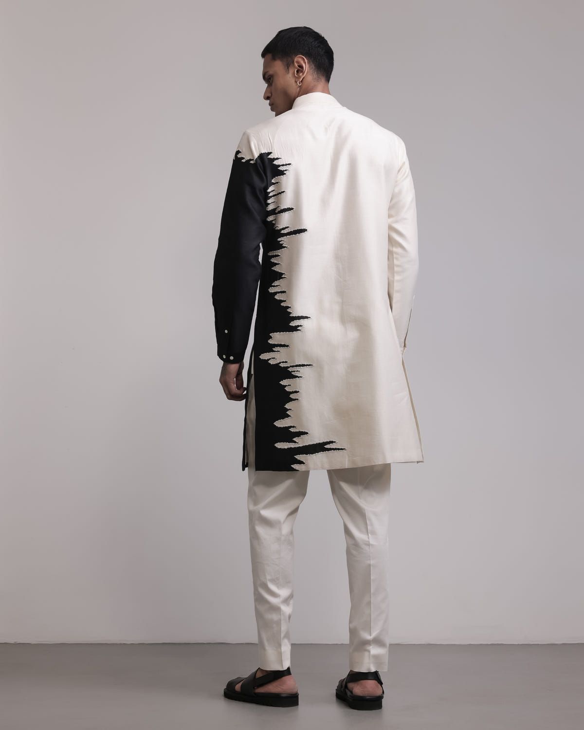 Frozen Motion Kurta Set - image 2