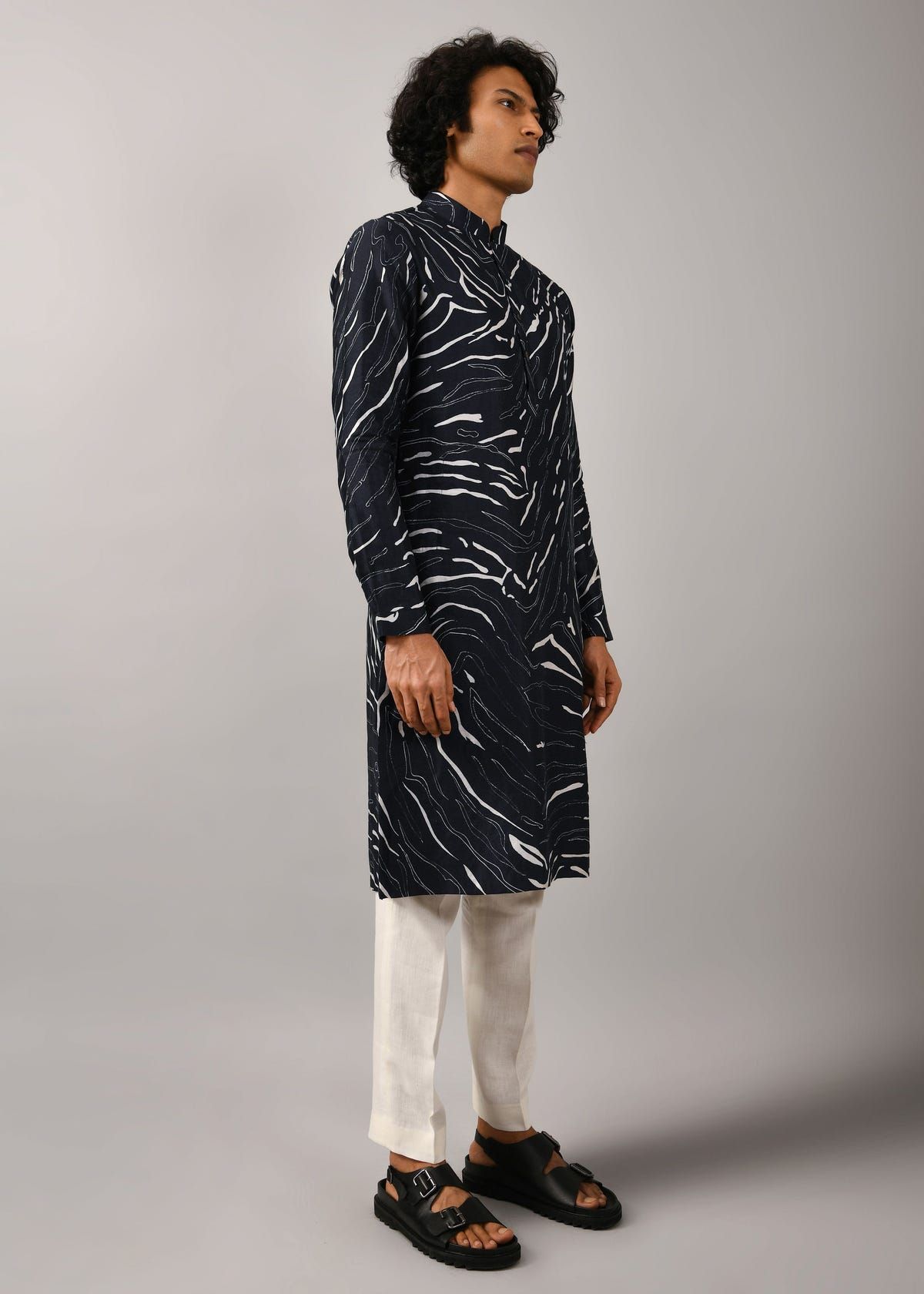 Navy Terrain Maize Kurta - image 4
