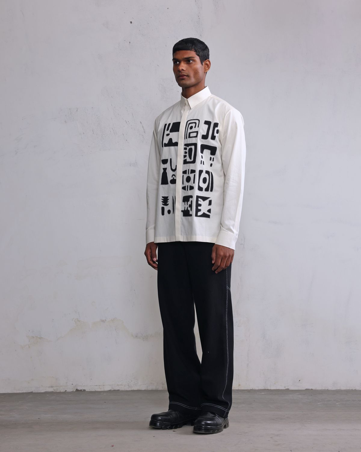 Urban ivory patch shirt - image 3