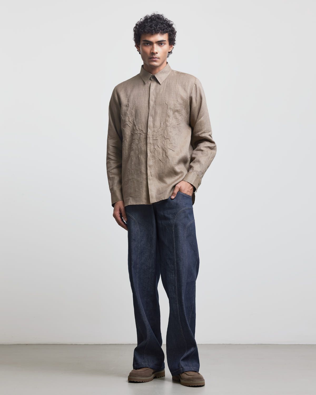 BEIGE WREATH SHIRT - image 2