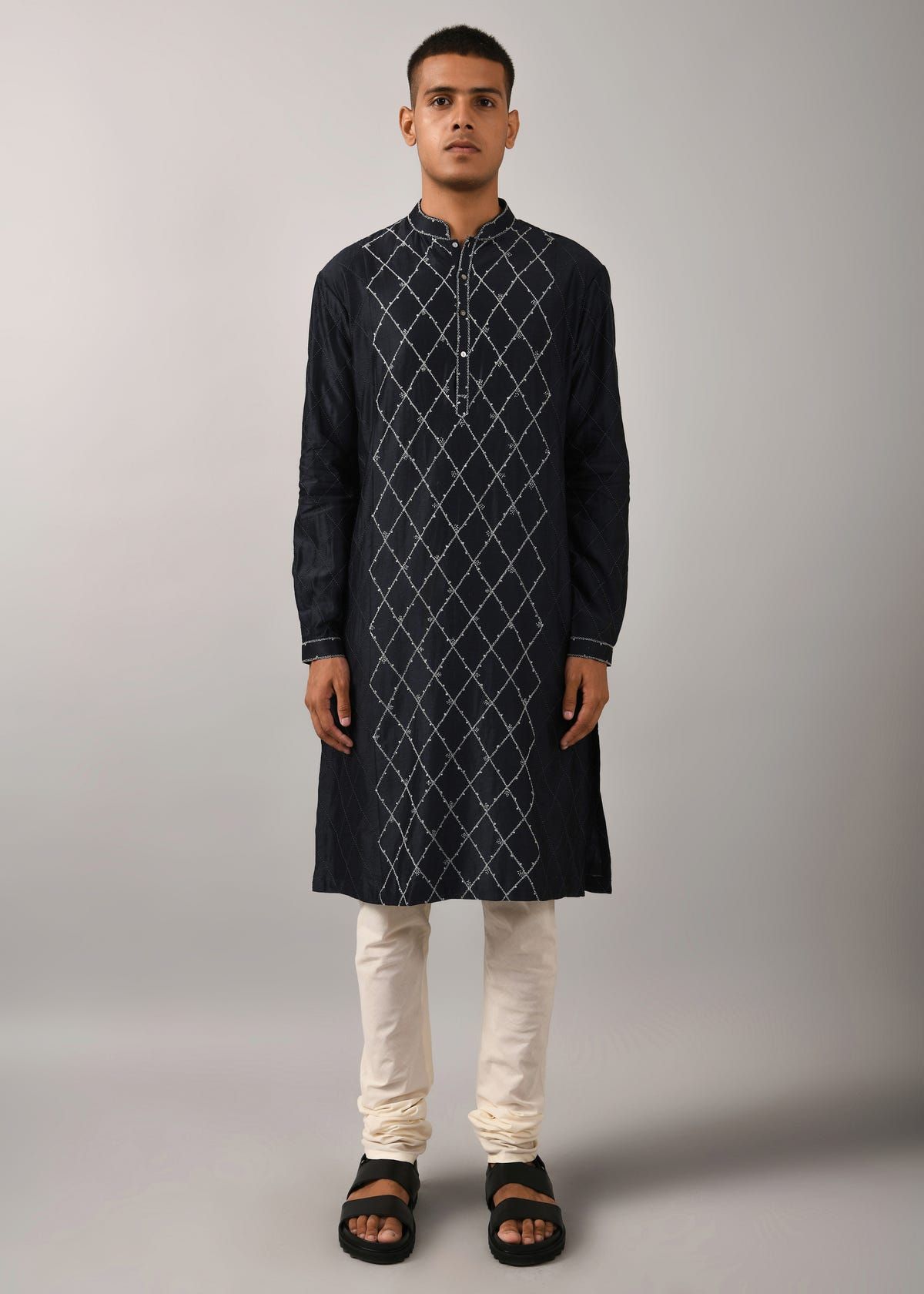Diamond Embroidered Kurta Set - image 2