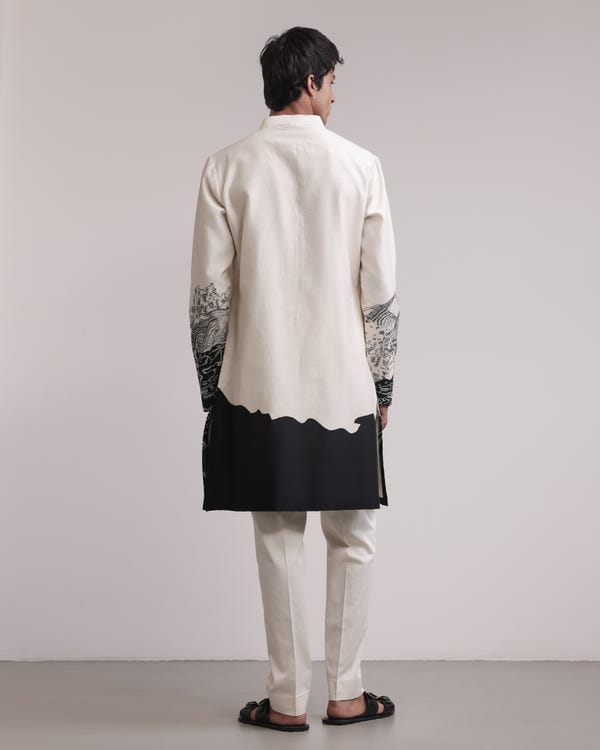 Countrymade India — No Man’s Land Kurta Set