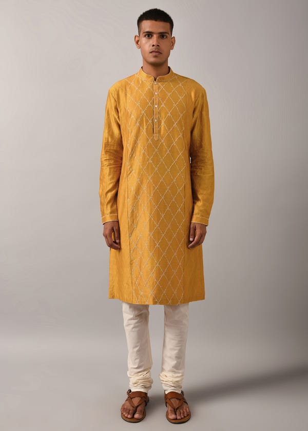 Countrymade India — Diamond Pattern Embroidered Kurta Set