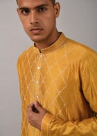 Diamond Pattern Embroidered Kurta Set view 5