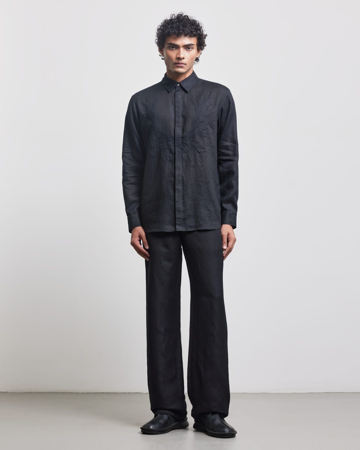 BLACK WREATH SHIRT - image 1