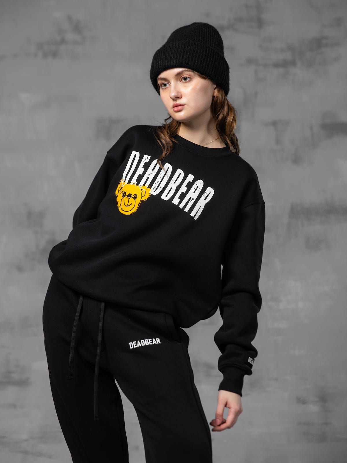 Black Graphic Sweatshirt - image 4
