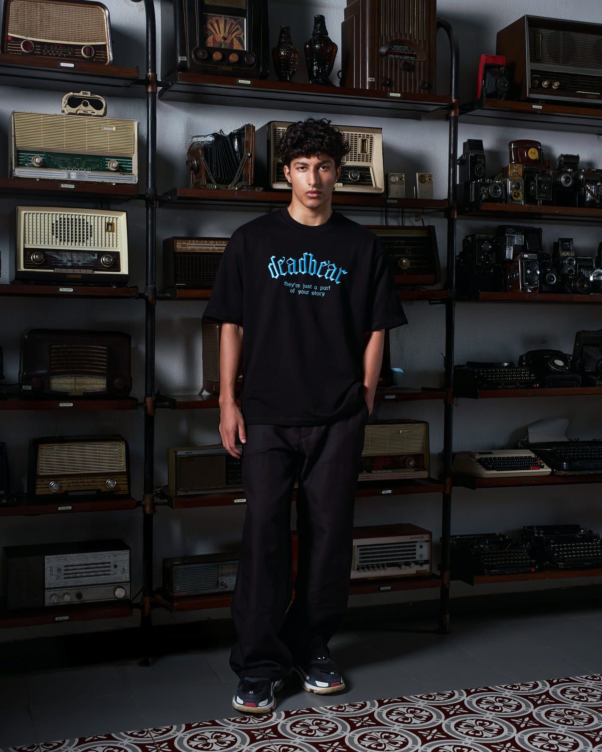 Phases Tee Black - image 6
