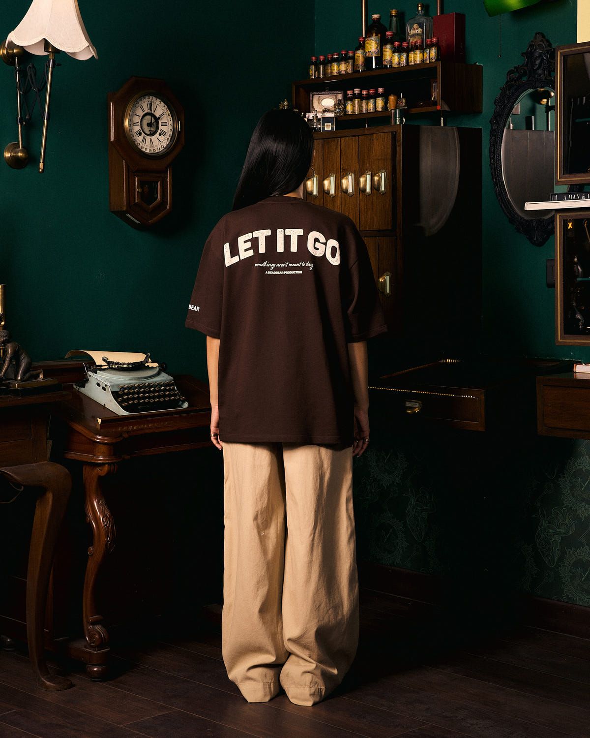 Closure Tee Brown - image 10
