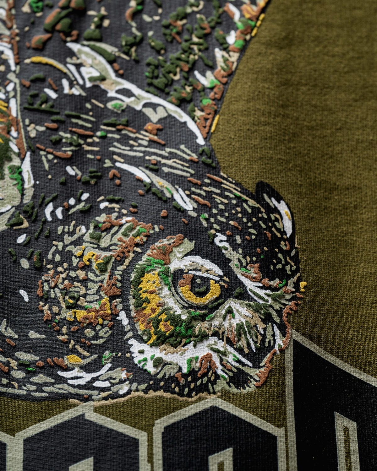 Messenger Tee Olive - image 6
