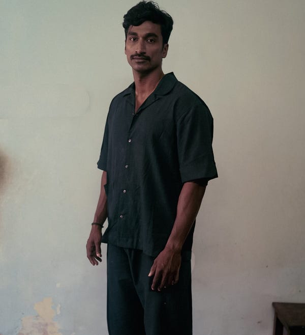Deeta — Kuro Shirt