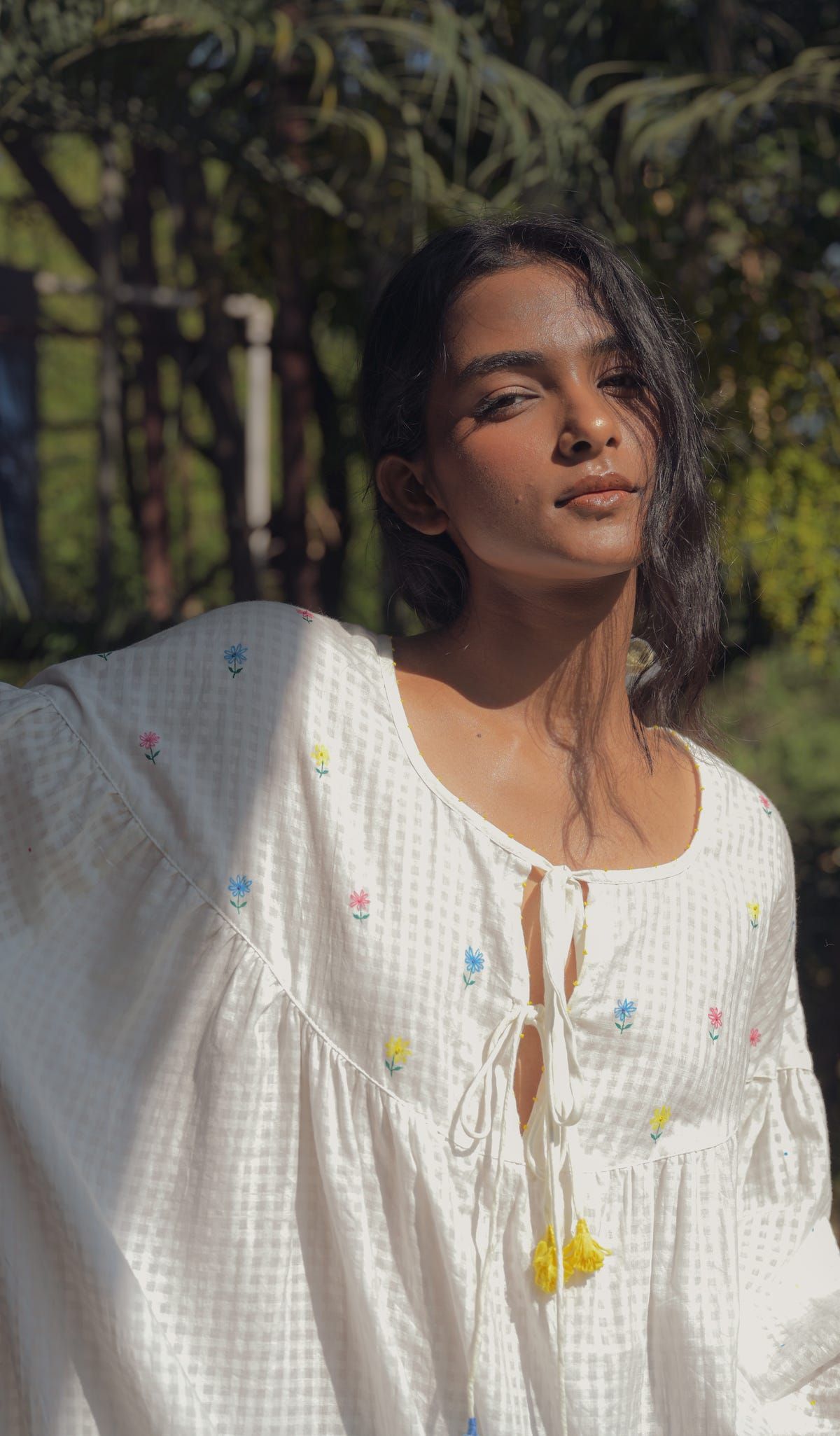 Flora oversized white dress - image 3