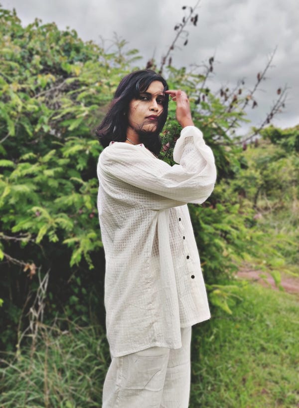 Deeta — Classic white coord set