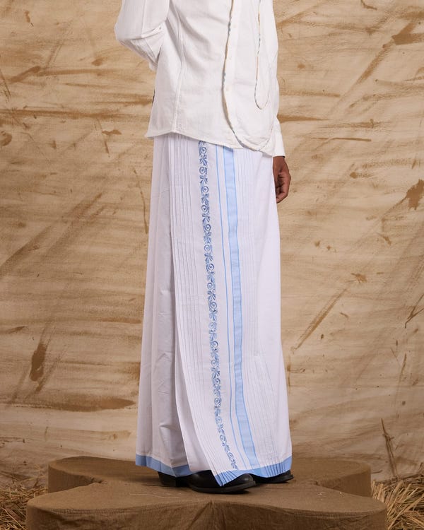 ERODE — Veshti Embroidered - Blue