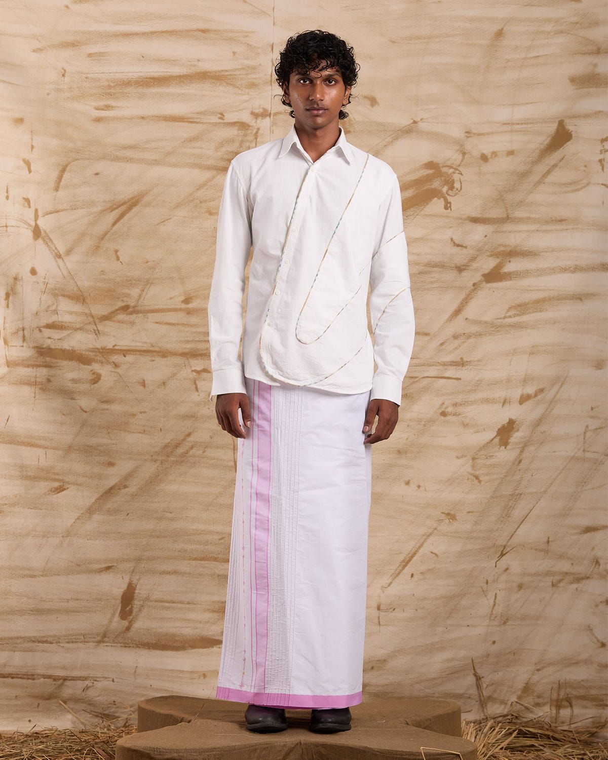 Veshti Embroidered - Pink - image 1