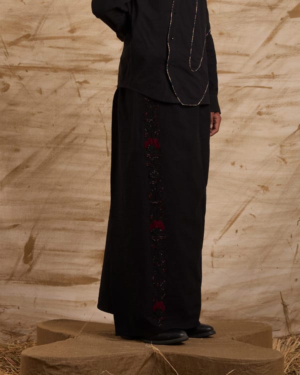 ERODE — Veshti Hand Embroidered - Black