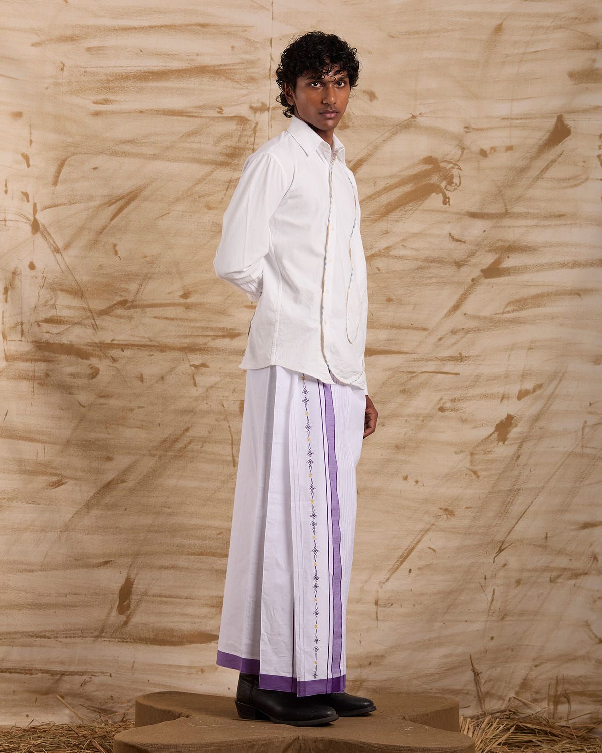 Veshti Embroidered - Purple - image 3