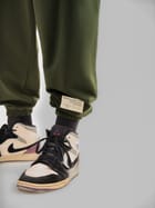 The Whats Your Story Jogger view 5