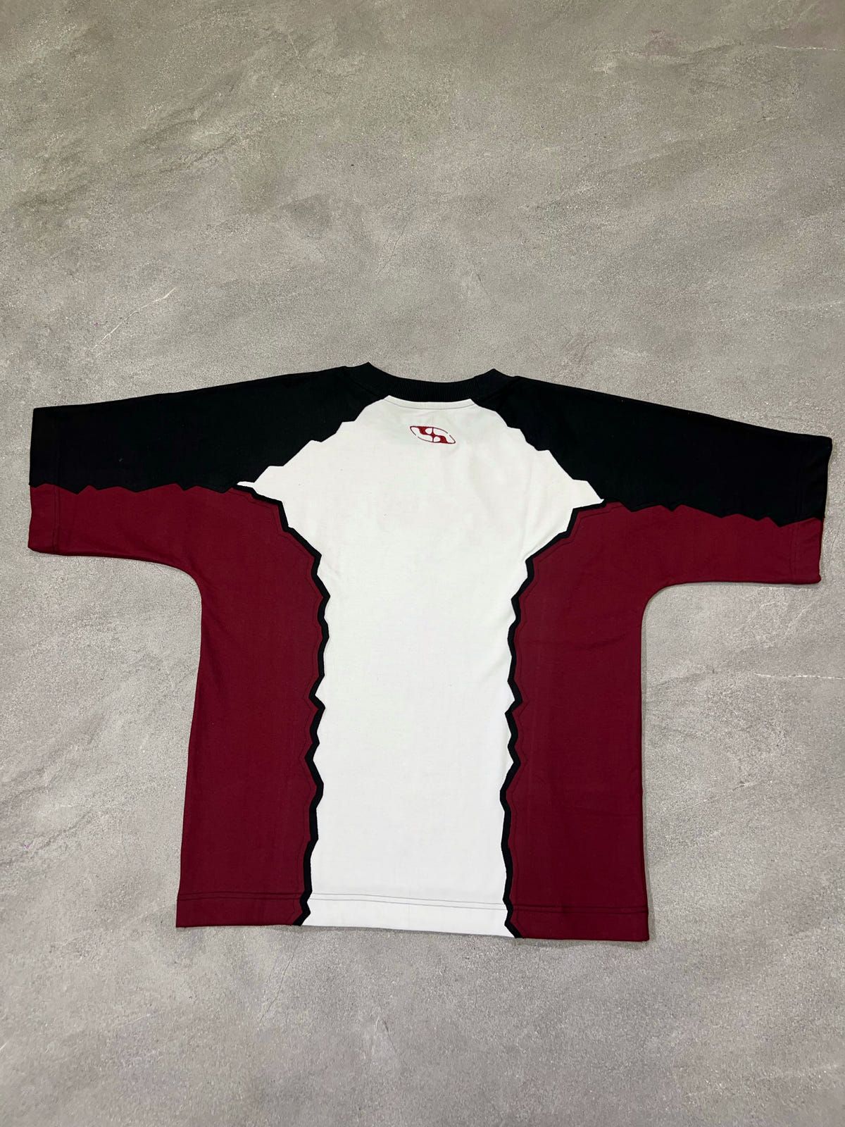 HEXA TEE: MAROON/BLACK/WHITE - image 2