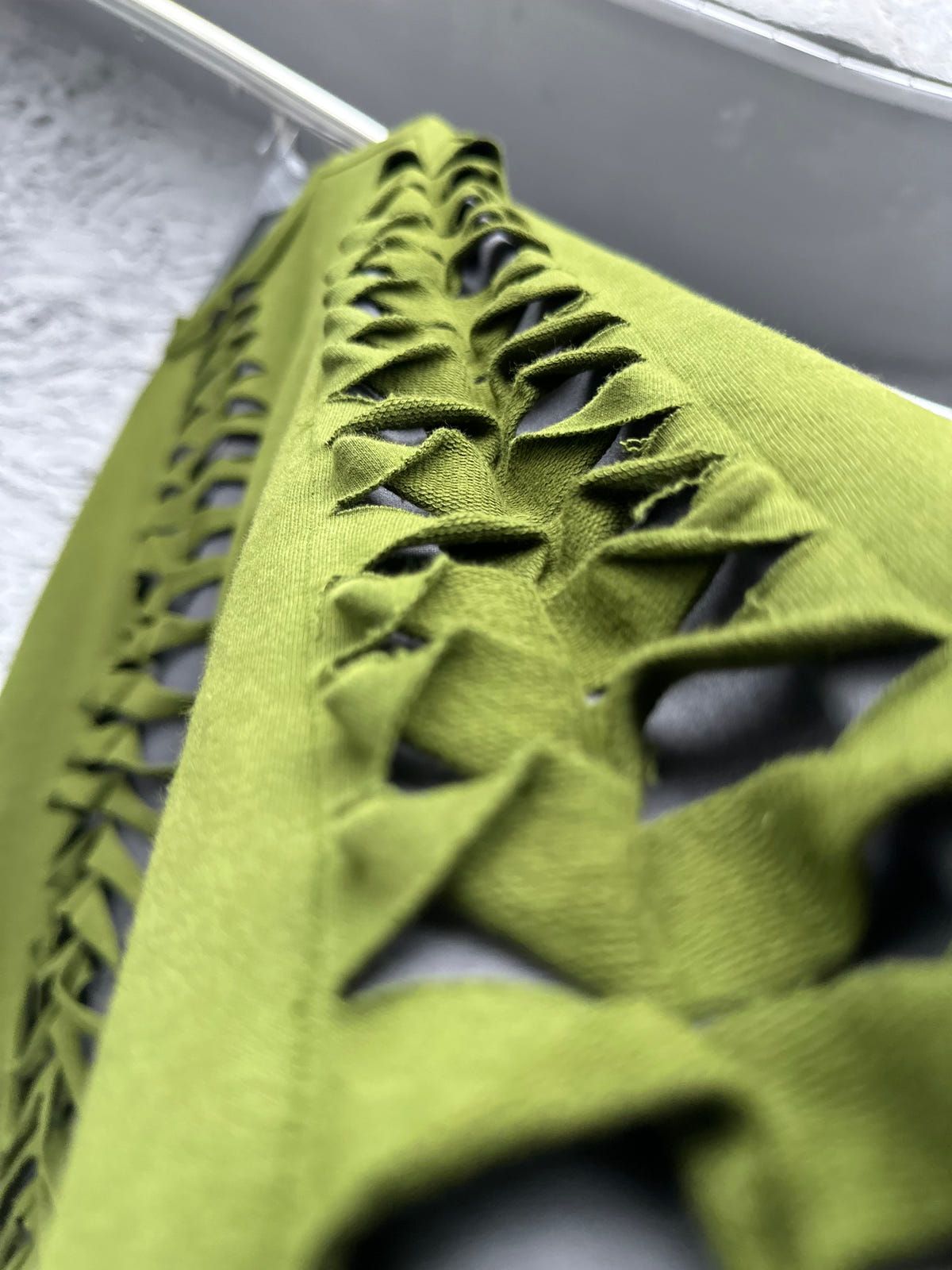 EXO SWEATSHIRT: OLIVE GREEN/GRAY - image 4